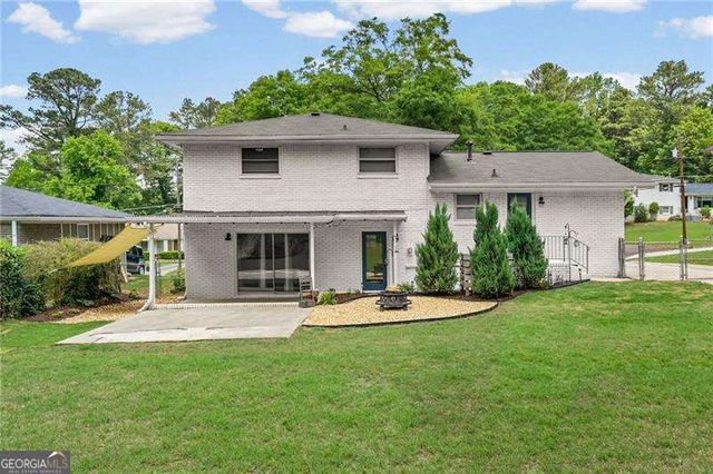 2497 Whites Mill Ln, Decatur, GA 30032