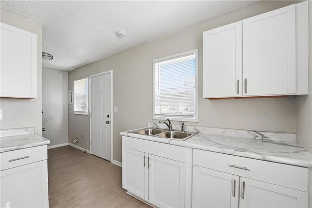 801-803 Bannister Road, Kansas City, MO 64131