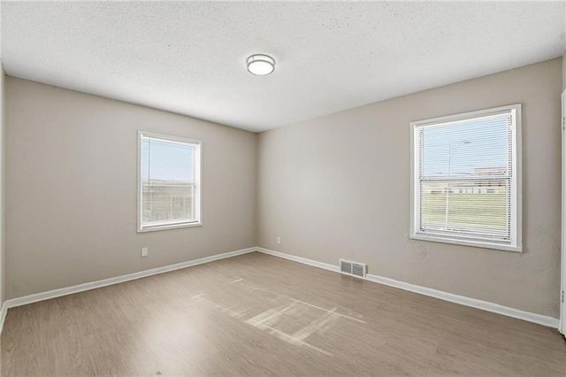 801-803 Bannister Road, Kansas City, MO 64131