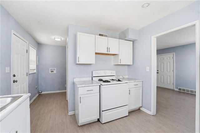 801-803 Bannister Road, Kansas City, MO 64131