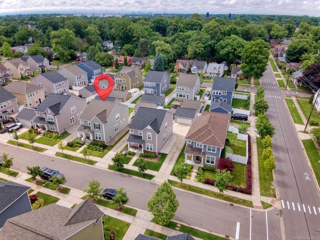 420 College Street, Ferndale, MI 48220