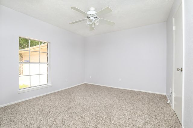 2703 Heritage Colony Drive, Webster, TX 77598