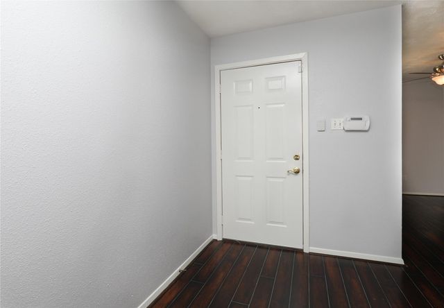 2703 Heritage Colony Drive, Webster, TX 77598