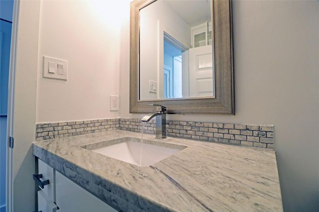 2310 Mcduffie Street G7, Houston, TX 77019