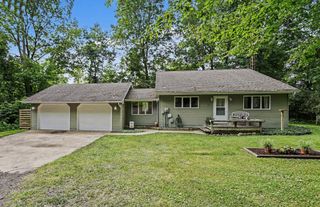 5820 Windy Acres Lane, Berrien Springs, MI 49103