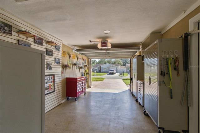 16012 SADDLESTRING DRIVE, Tampa, FL 33618