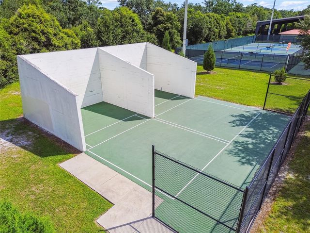 16012 SADDLESTRING DRIVE, Tampa, FL 33618