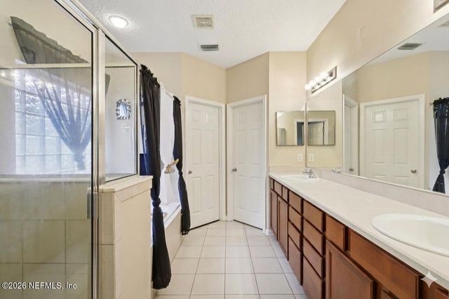 1497 TOMCAT Drive, Jacksonville, FL 32221