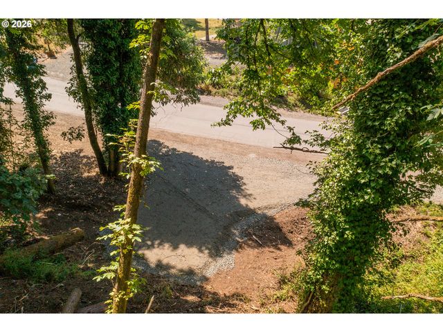 S 70th St, Springfield, OR 97478