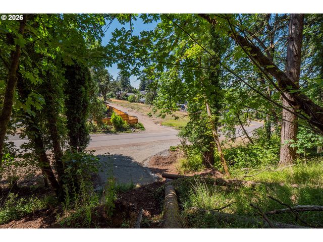 S 70th St, Springfield, OR 97478