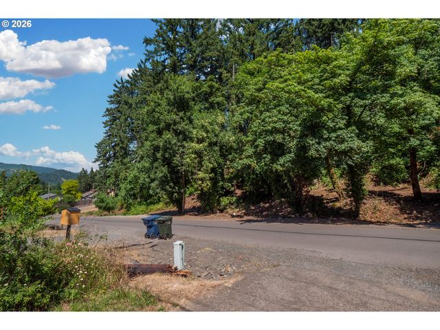 S 70th St, Springfield, OR 97478