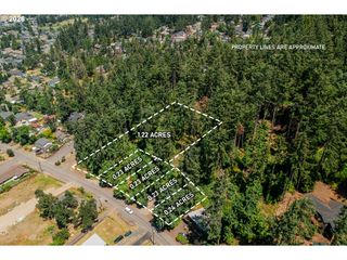 S 70th St, Springfield, OR 97478