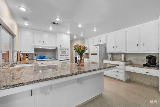 2513 Elm Street, Bakersfield, CA 93301