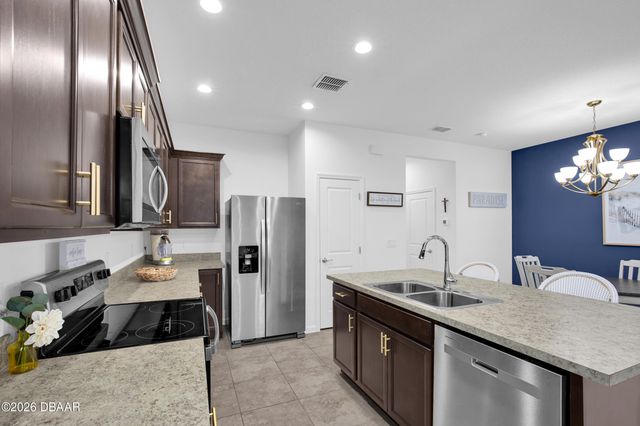 317 Pop Top Lane, Daytona Beach, FL 32124