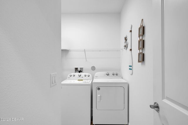 317 Pop Top Lane, Daytona Beach, FL 32124