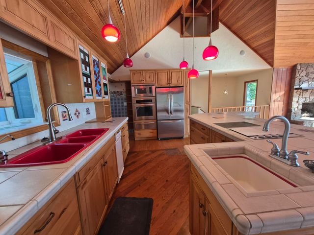 189 Hardy CT, Penhook, VA 24137