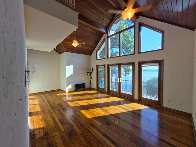 189 Hardy CT, Penhook, VA 24137