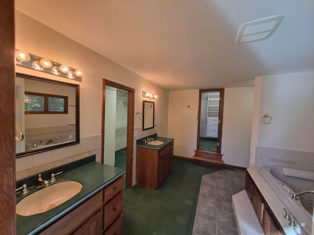 189 Hardy CT, Penhook, VA 24137