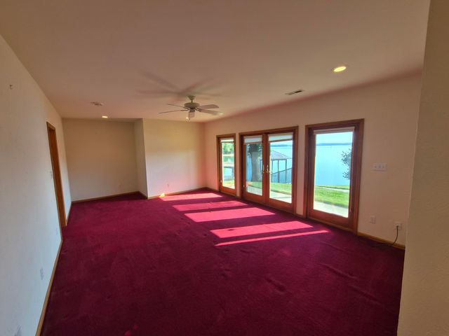 189 Hardy CT, Penhook, VA 24137