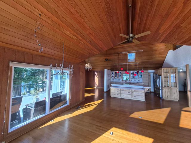 189 Hardy CT, Penhook, VA 24137