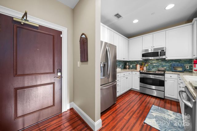 400 N Church Street 521, Charlotte, NC 28202