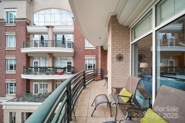 400 N Church Street 521, Charlotte, NC 28202