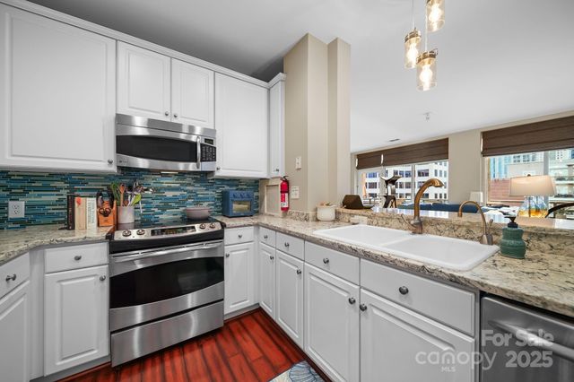 400 N Church Street 521, Charlotte, NC 28202