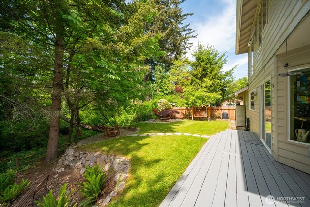 1311 Clearbrook Drive, Bellingham, WA 98229