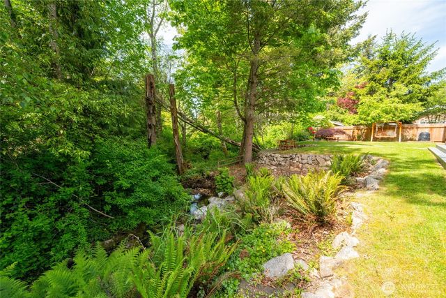 1311 Clearbrook Drive, Bellingham, WA 98229