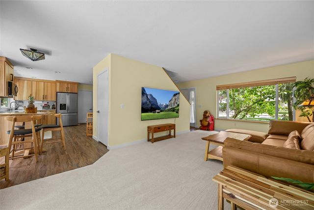 1311 Clearbrook Drive, Bellingham, WA 98229