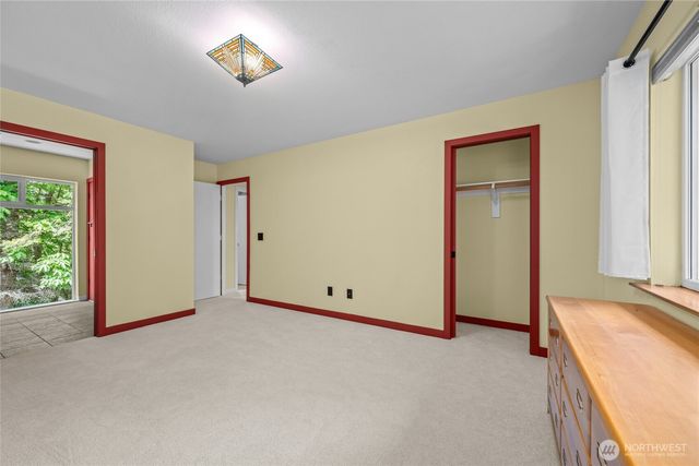 1311 Clearbrook Drive, Bellingham, WA 98229