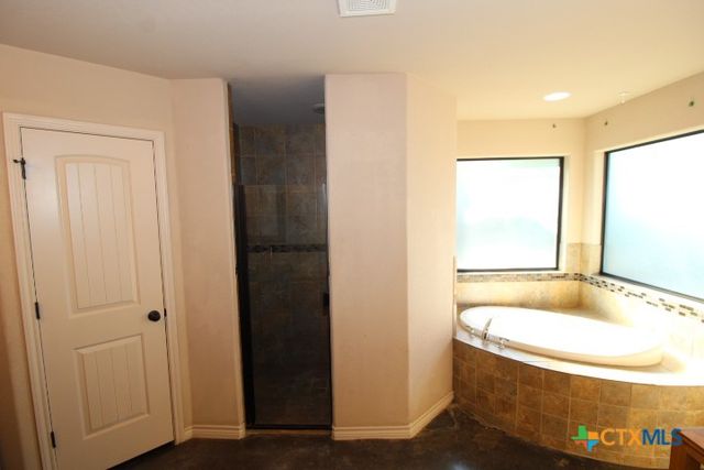 5405 Fiesta Oak Drive, Killeen, TX 76542