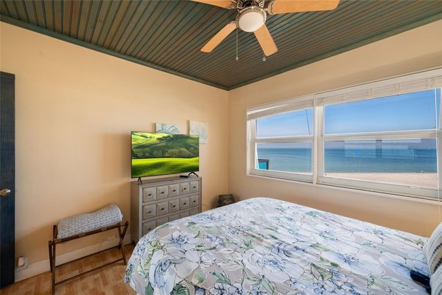 880 MANDALAY AVENUE S405, Clearwater Beach, FL 33767