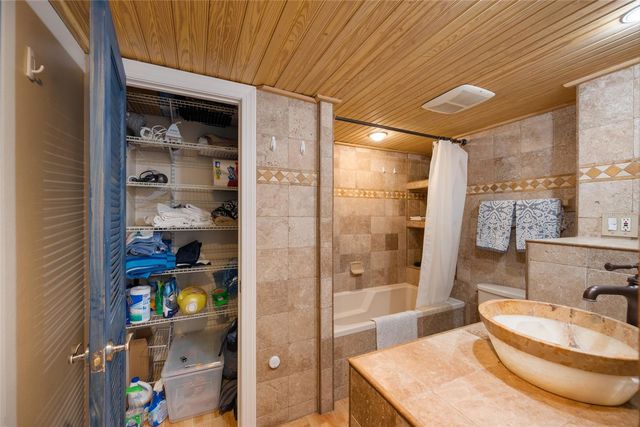 880 MANDALAY AVENUE S405, Clearwater Beach, FL 33767