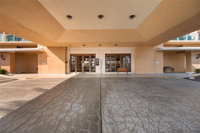 880 MANDALAY AVENUE S405, Clearwater Beach, FL 33767