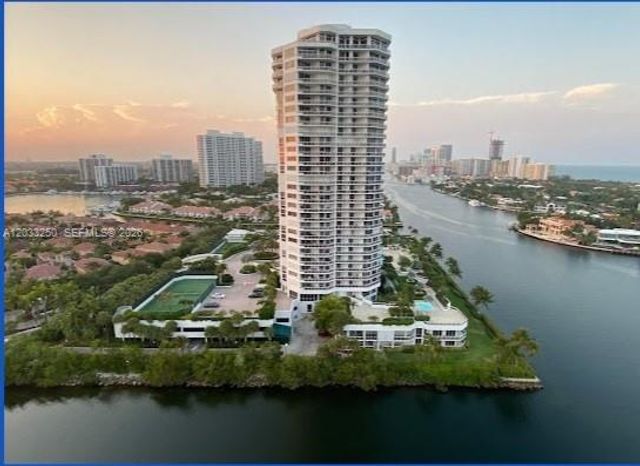 20505 E Country Club Drive 734, Aventura, FL 33180