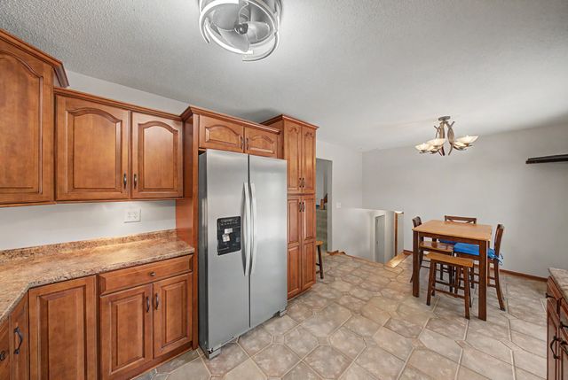 1311 W 14th Street S, Newton, IA 50208