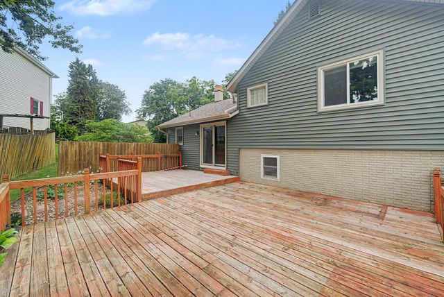 1311 W 14th Street S, Newton, IA 50208