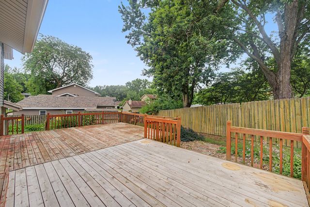 1311 W 14th Street S, Newton, IA 50208