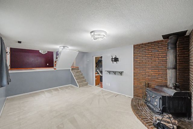 1311 W 14th Street S, Newton, IA 50208