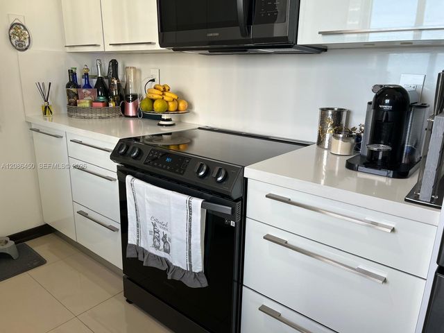 5900 Collins Avenue 1606, Miami Beach, FL 33140