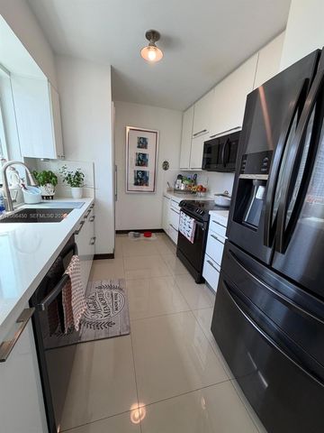 5900 Collins Avenue 1606, Miami Beach, FL 33140