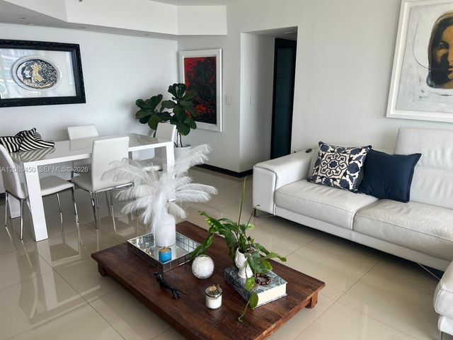 5900 Collins Avenue 1606, Miami Beach, FL 33140
