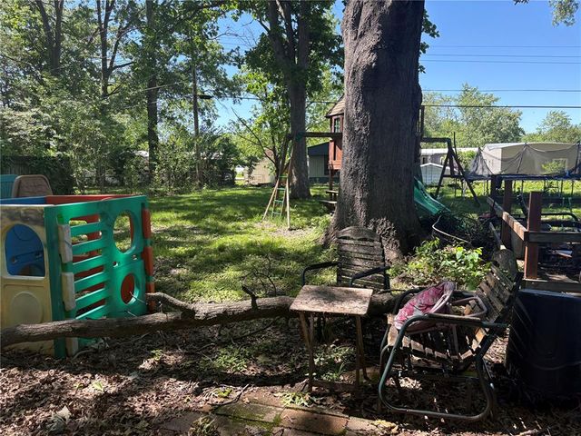 423 Kathryn Drive, Arnold, MO 63010