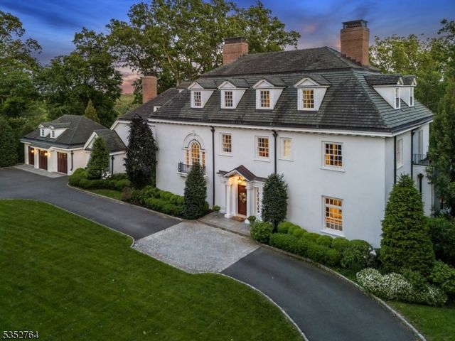 10 Rowan Rd, Summit City, NJ 07901