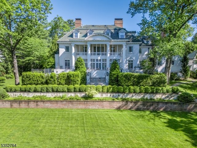 10 Rowan Rd, Summit City, NJ 07901