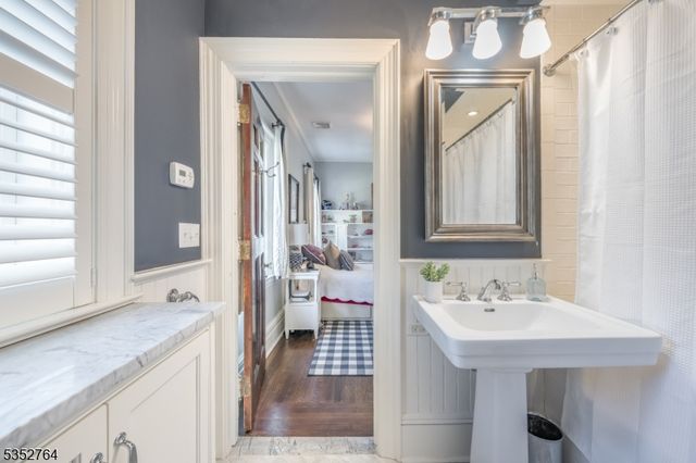 10 Rowan Rd, Summit City, NJ 07901