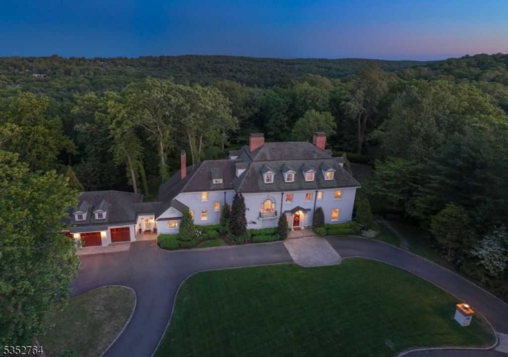 10 Rowan Rd, Summit City, NJ 07901