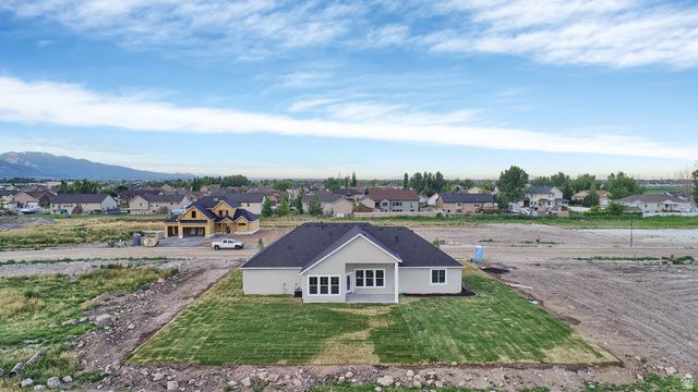 640 S 175 E, Hyde Park, UT 84318