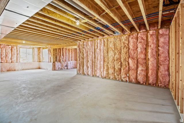 640 S 175 E, Hyde Park, UT 84318